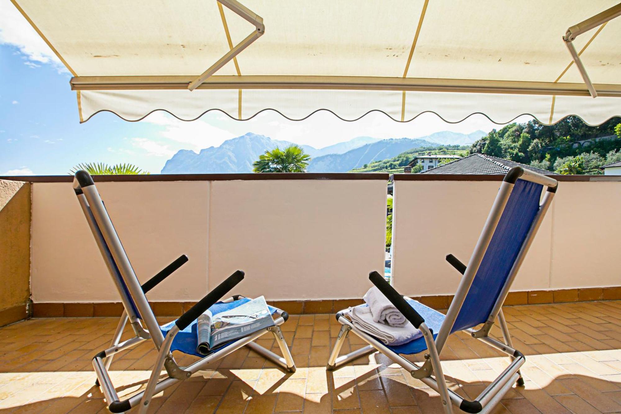 Residence Christina Due Laghi - Happy Rentals Tenno Exterior photo
